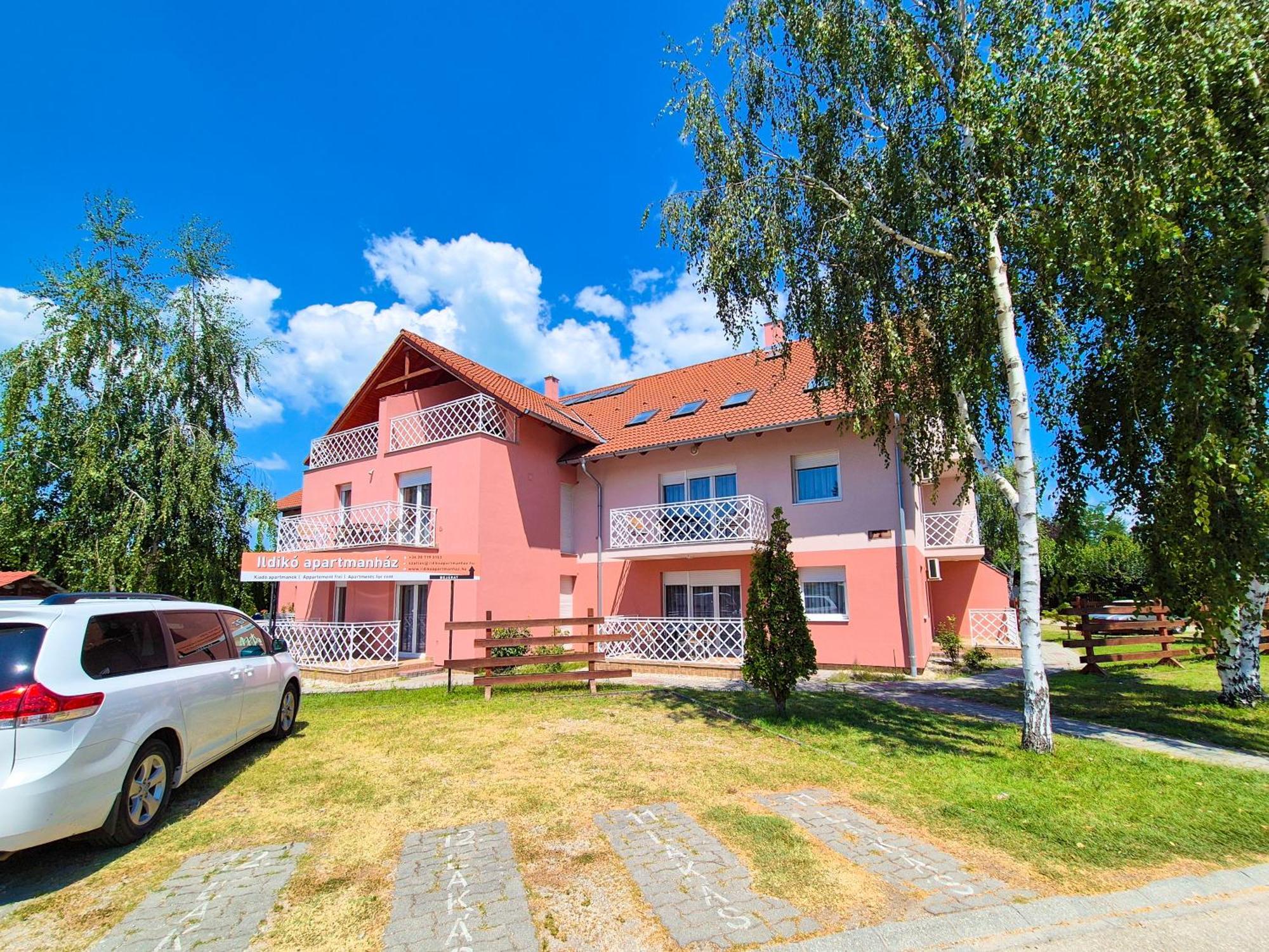 Ildiko Apartmanhaz Zamárdi Zewnętrze zdjęcie