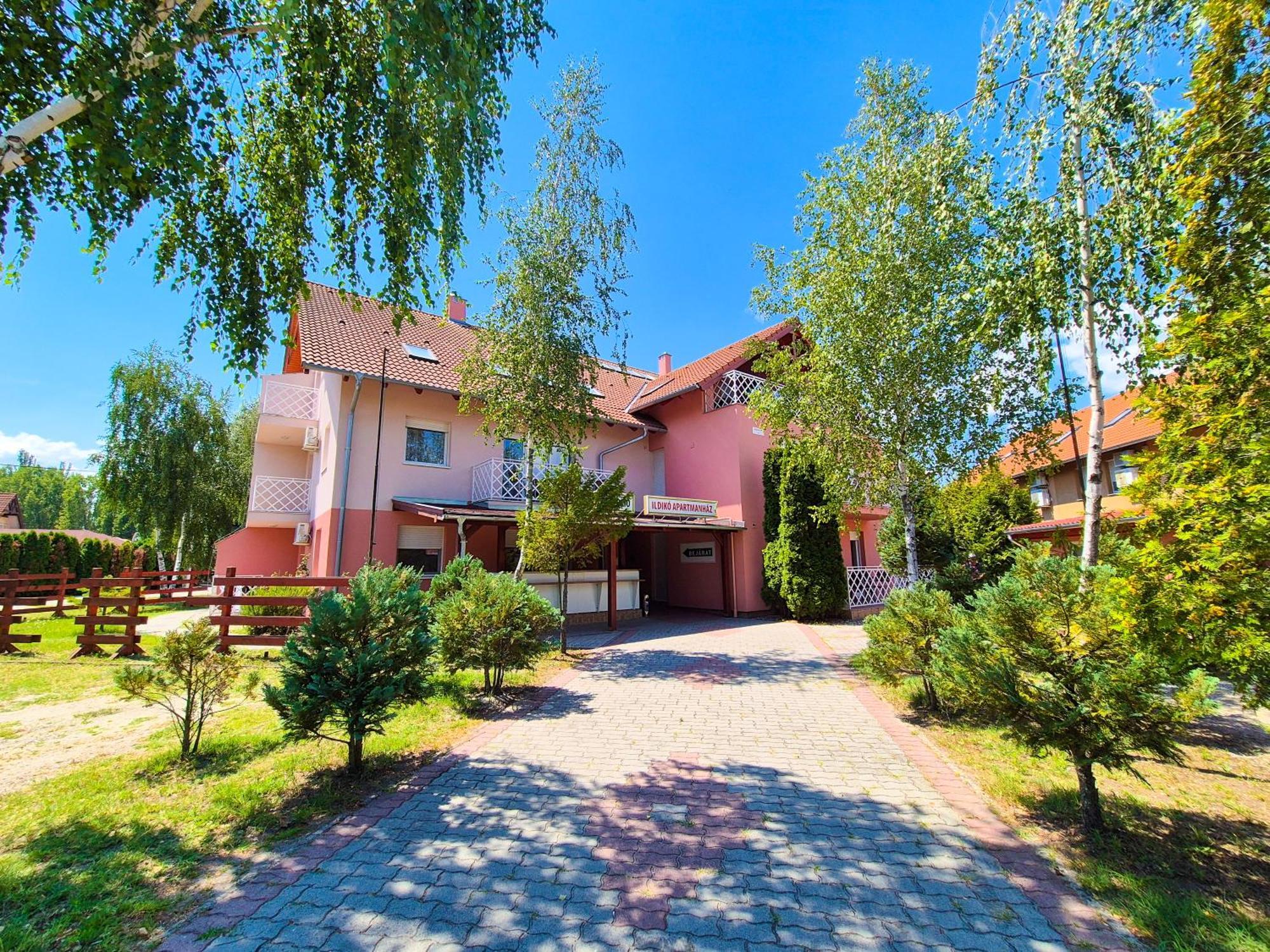 Ildiko Apartmanhaz Zamárdi Zewnętrze zdjęcie