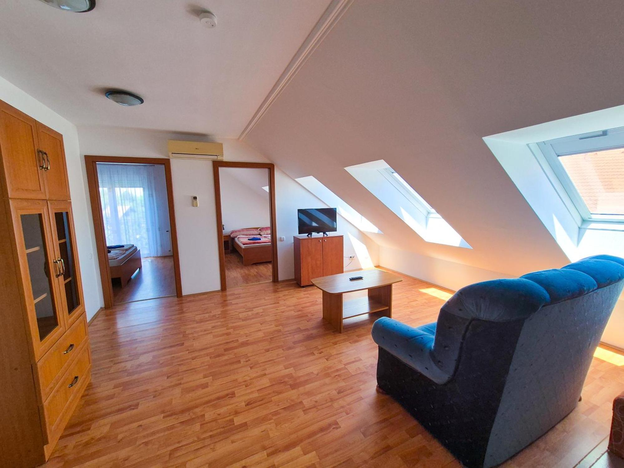 Ildiko Apartmanhaz Zamárdi Zewnętrze zdjęcie