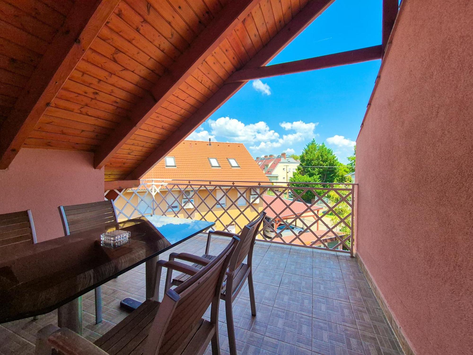Ildiko Apartmanhaz Zamárdi Zewnętrze zdjęcie