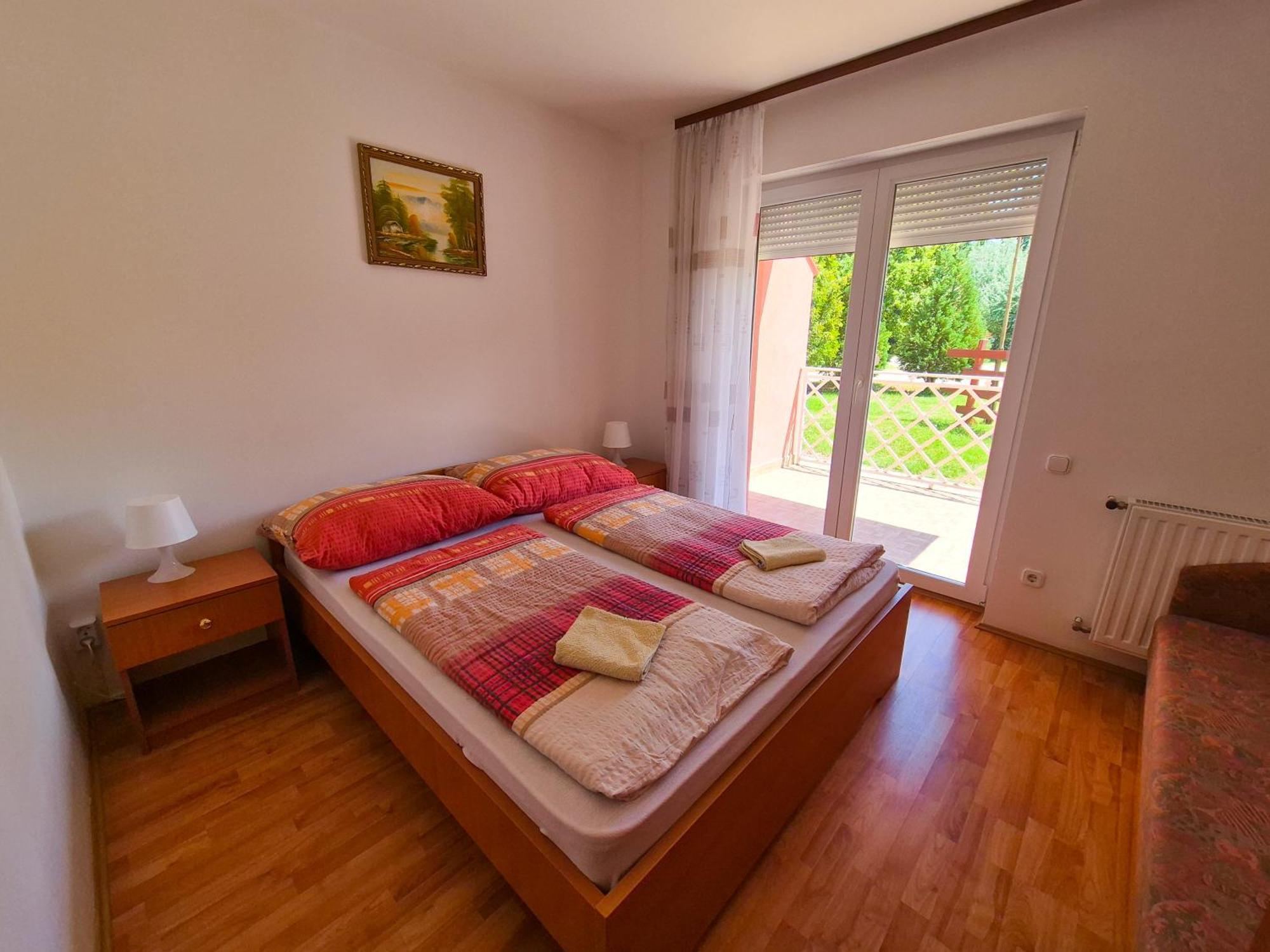 Ildiko Apartmanhaz Zamárdi Zewnętrze zdjęcie