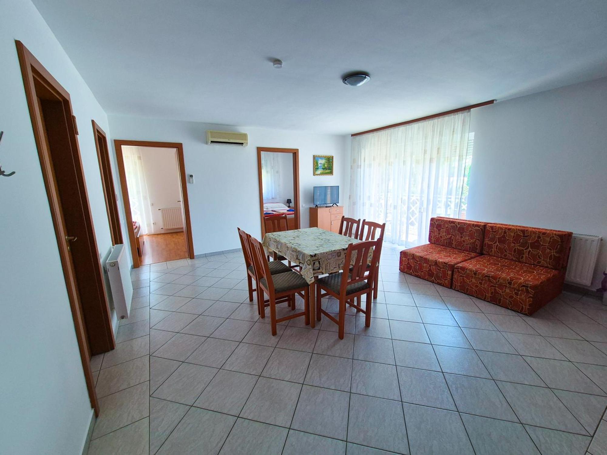Ildiko Apartmanhaz Zamárdi Zewnętrze zdjęcie