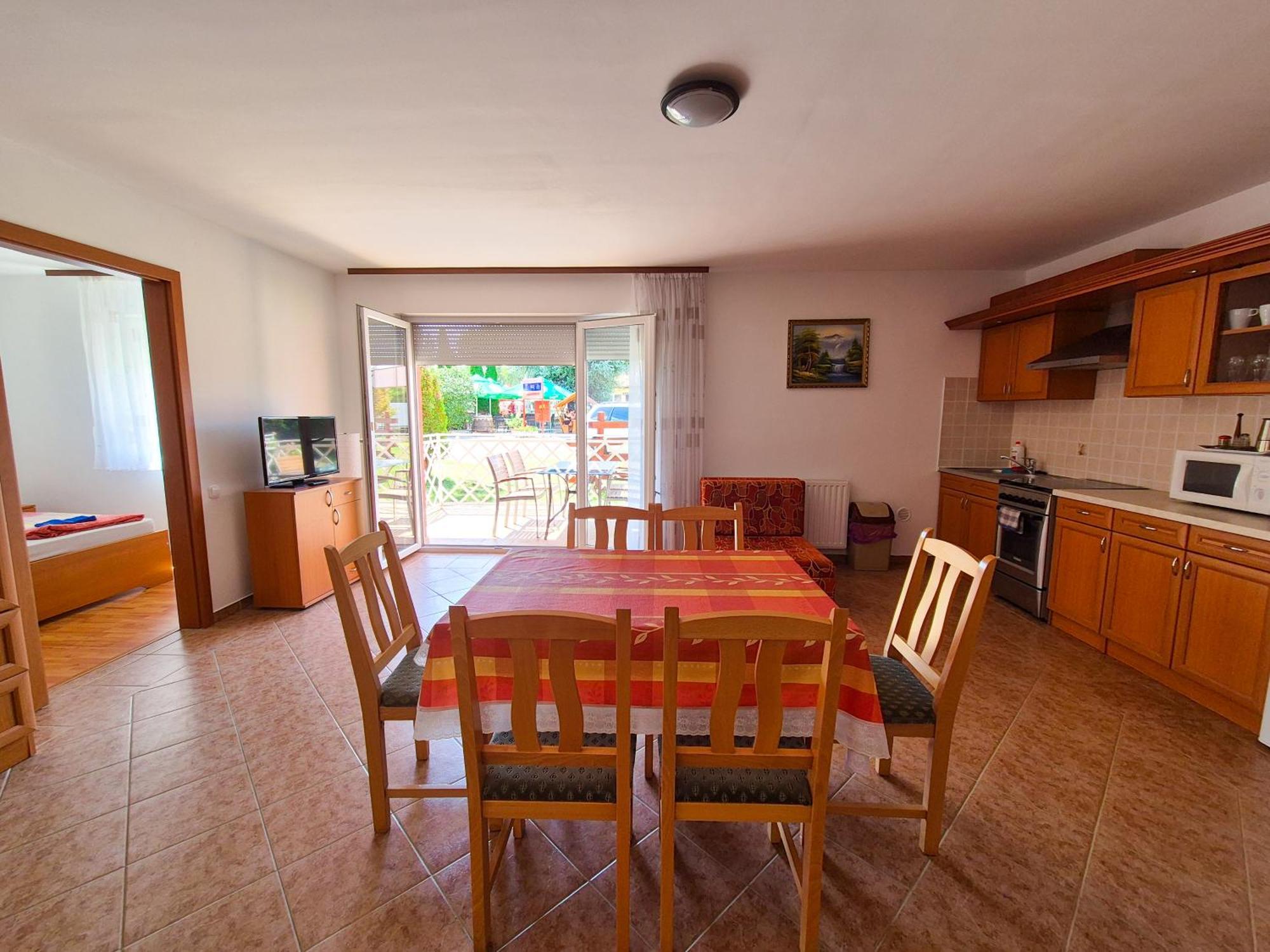 Ildiko Apartmanhaz Zamárdi Zewnętrze zdjęcie